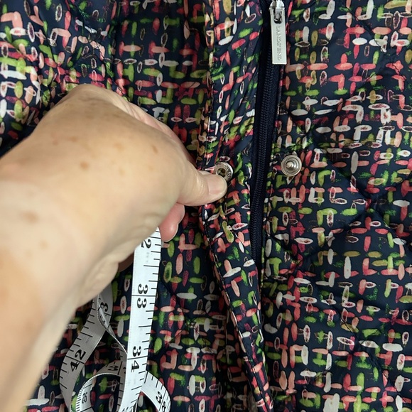 Down jacket,Large,LandsEnd brand,zipper & snap closures,side and inside pockets - Picture 8 of 9